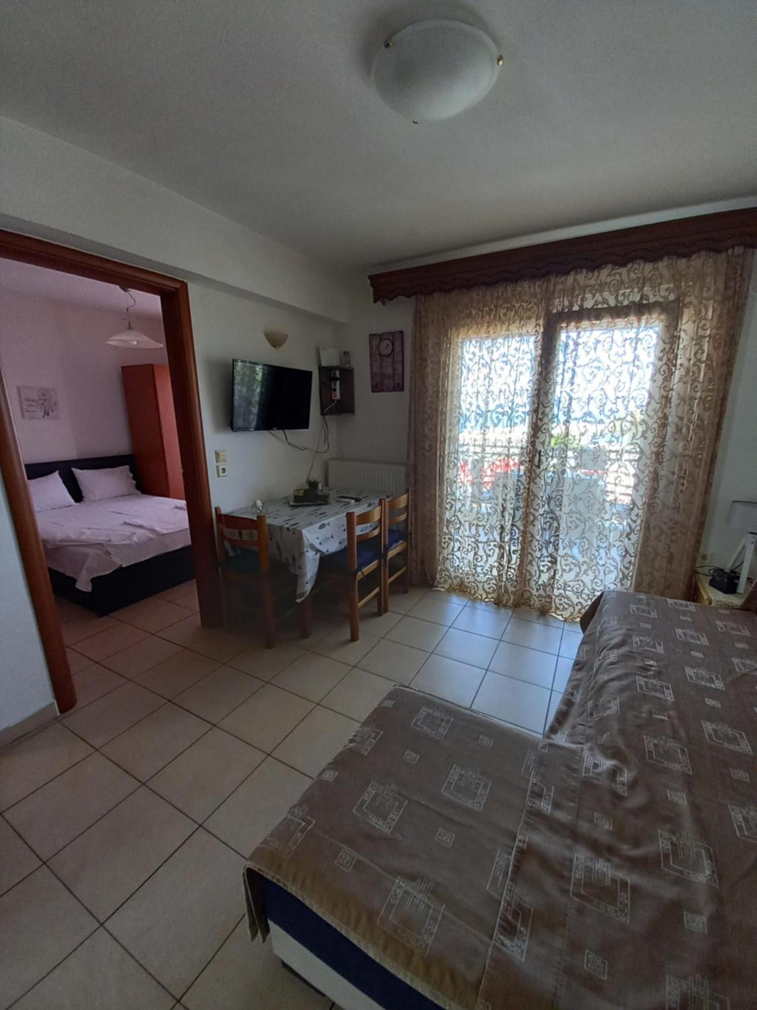 Matina'S Apartments Prínos Kamer foto