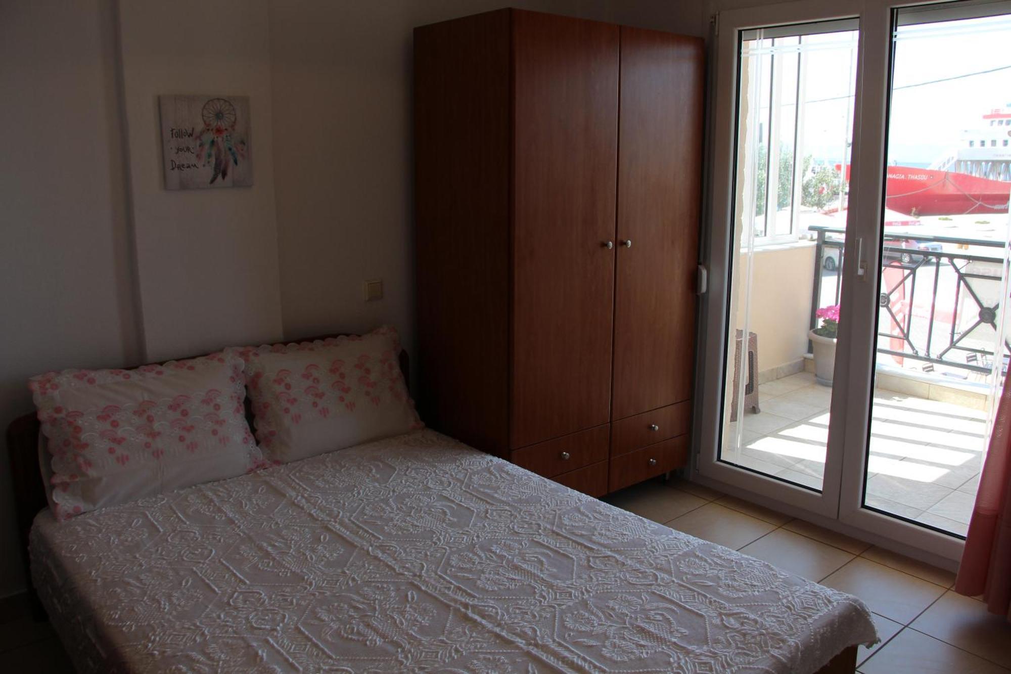 Matina'S Apartments Prínos Kamer foto
